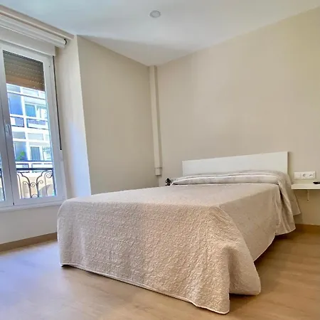 Apartahotel Muelle De Gijón