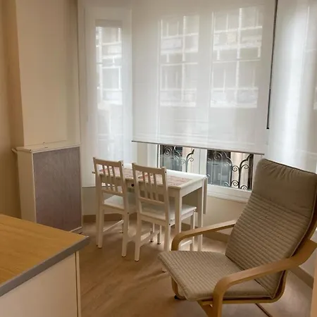 Aparthotel Muelle De 4*