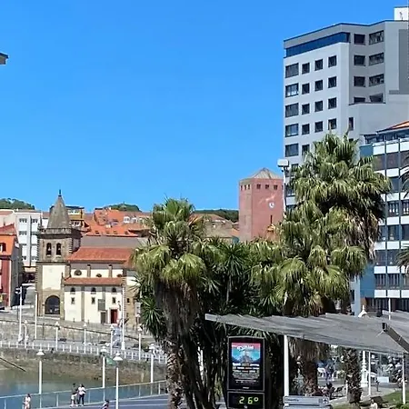 Muelle De *